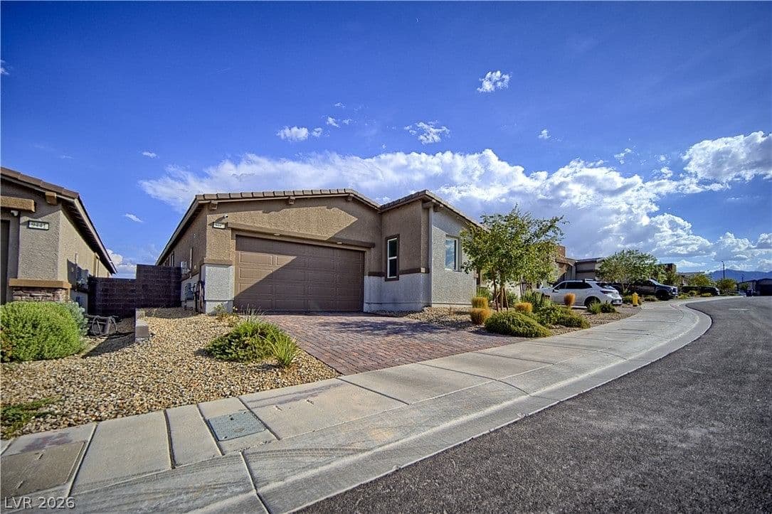 9447 Elmhurst Ridge Avenue photo 4