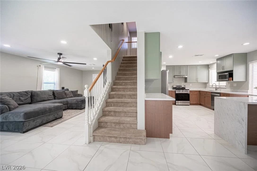 3725 Shanagolden Street photo 4