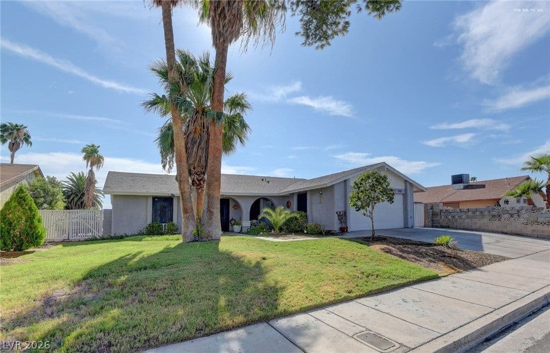 1908 Niblick Circle photo 2