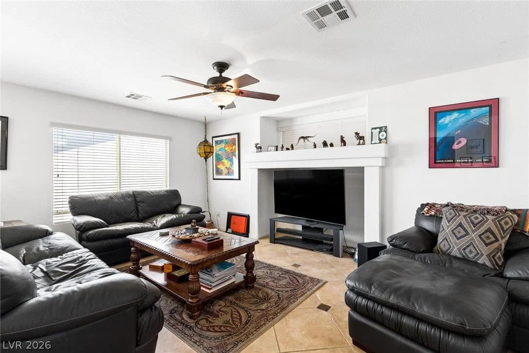6229 White Point Court photo 4