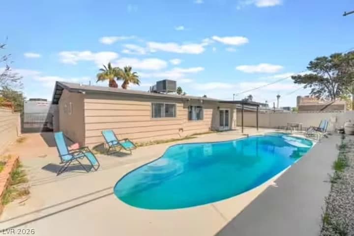 3101 Kings Way photo 4