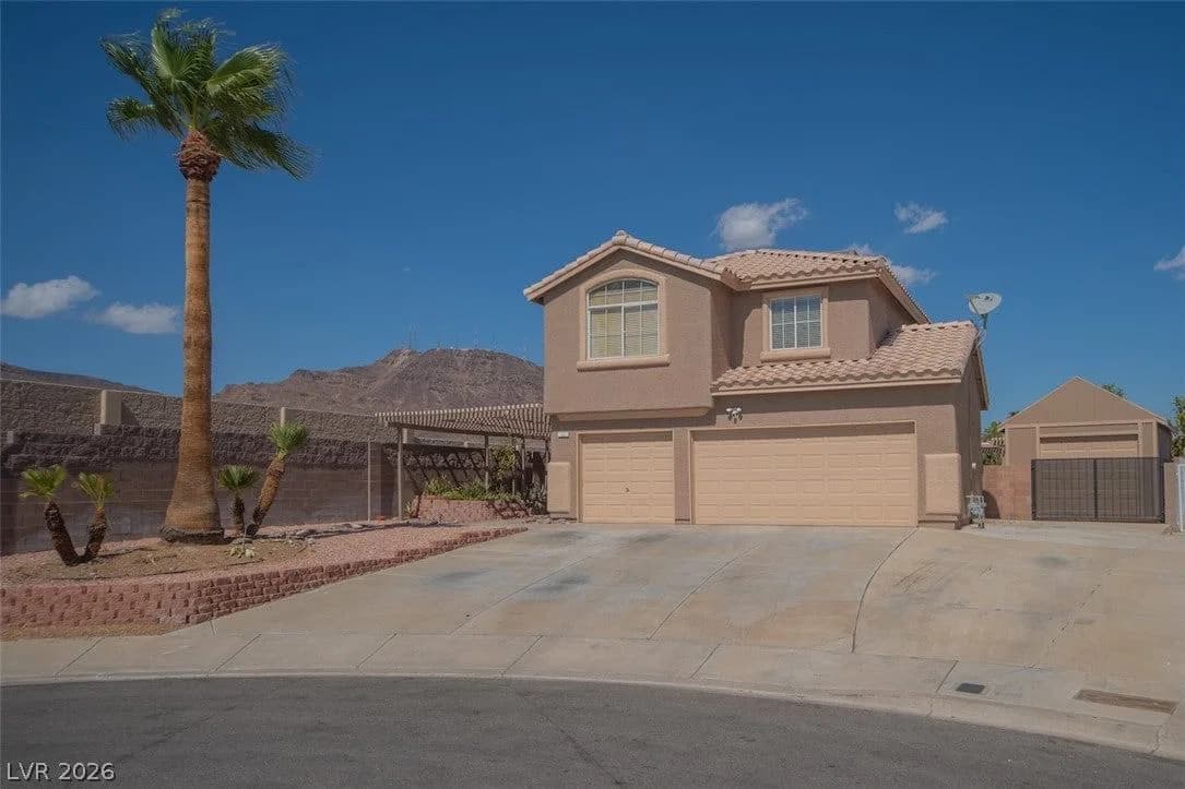 121 Heather Drive photo 3