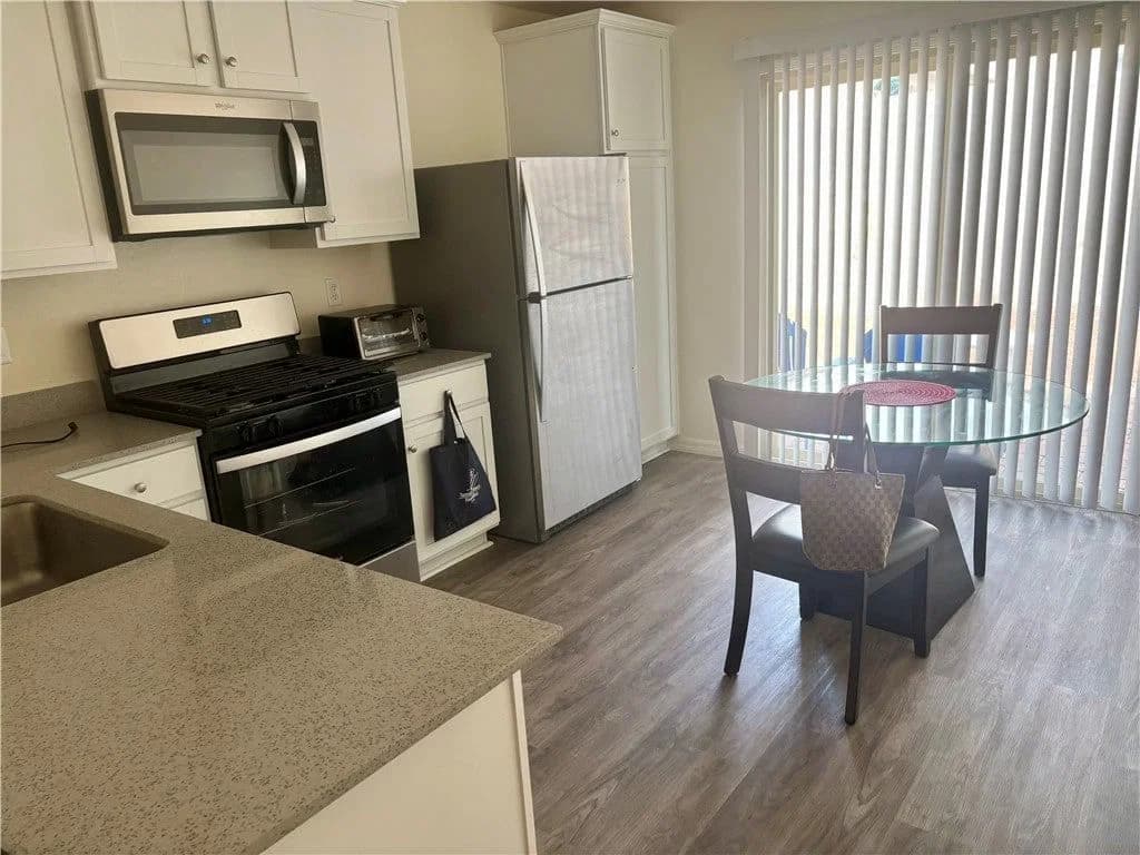 2780 Predator Place photo 4