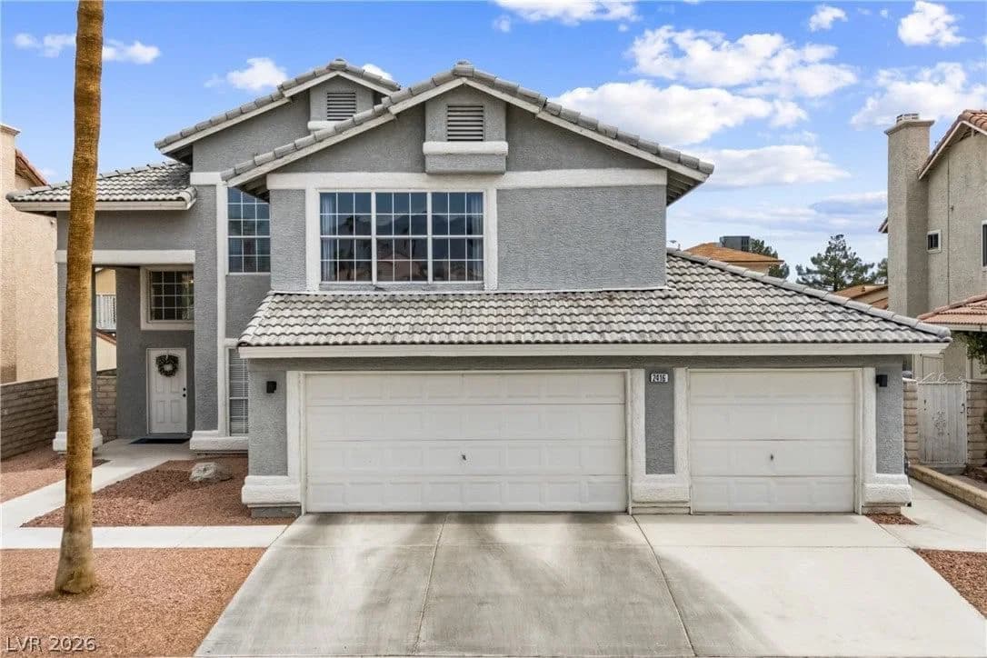 2416 Goldenmoon Street photo 2