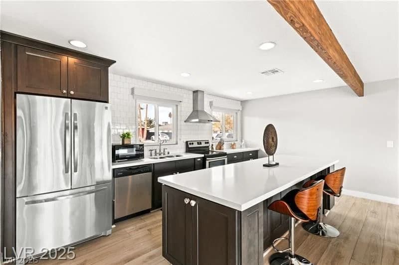 1707 8th ST photo 3