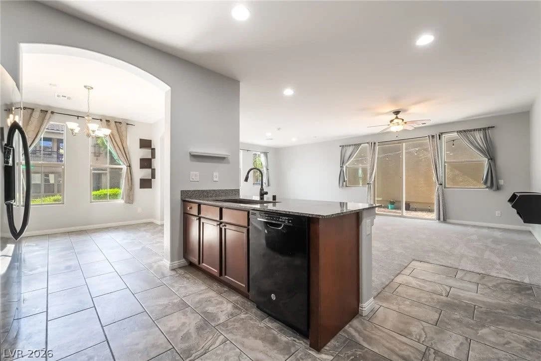 10917 Mount Pendleton Street photo 5