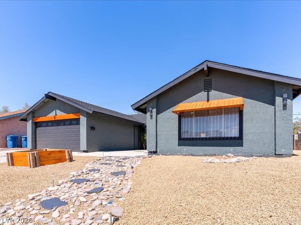 5282 Stampa Avenue photo 2