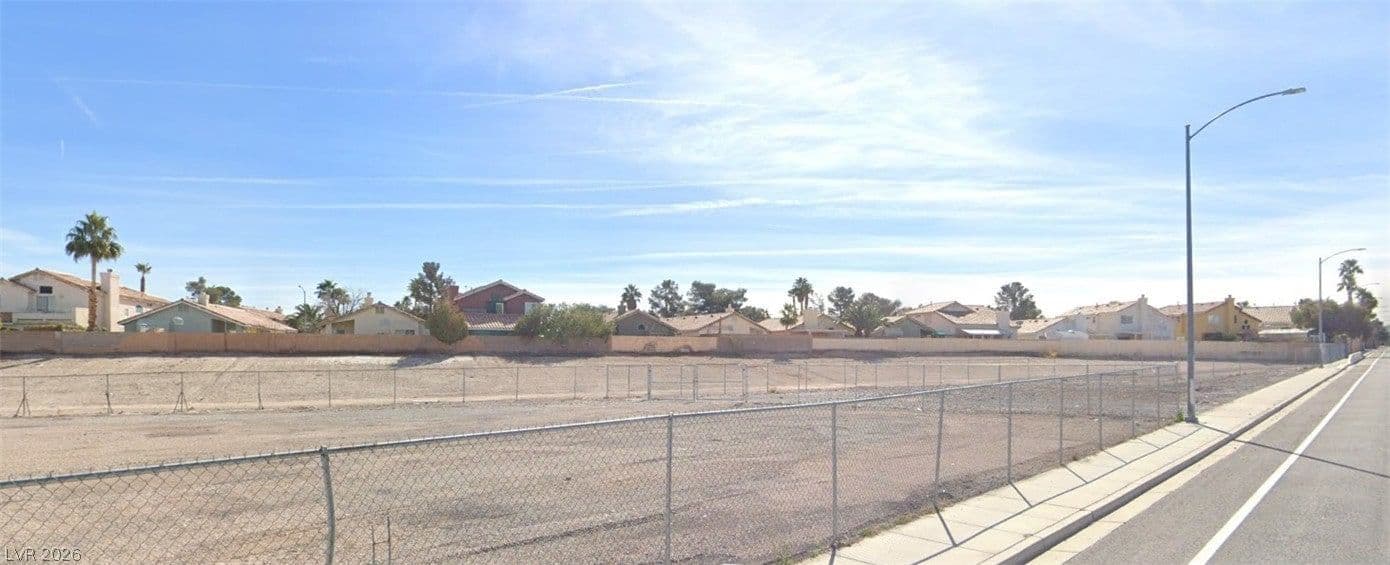 Pollock Drive photo 3
