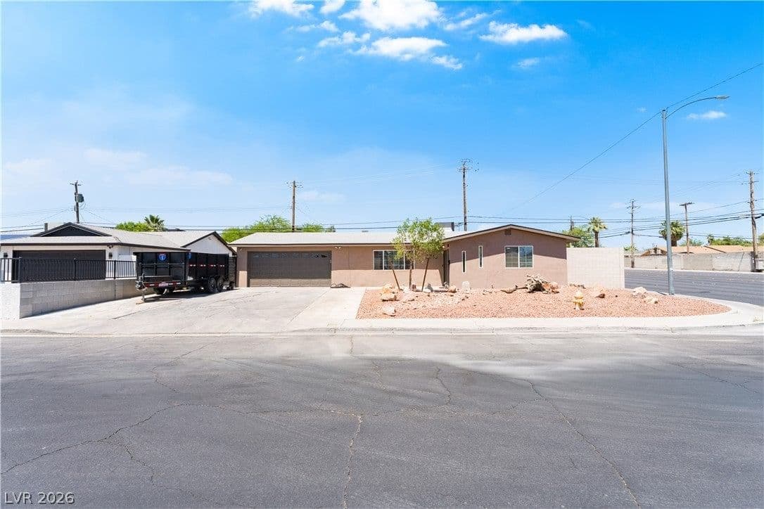 3313 El Camino Real photo 3