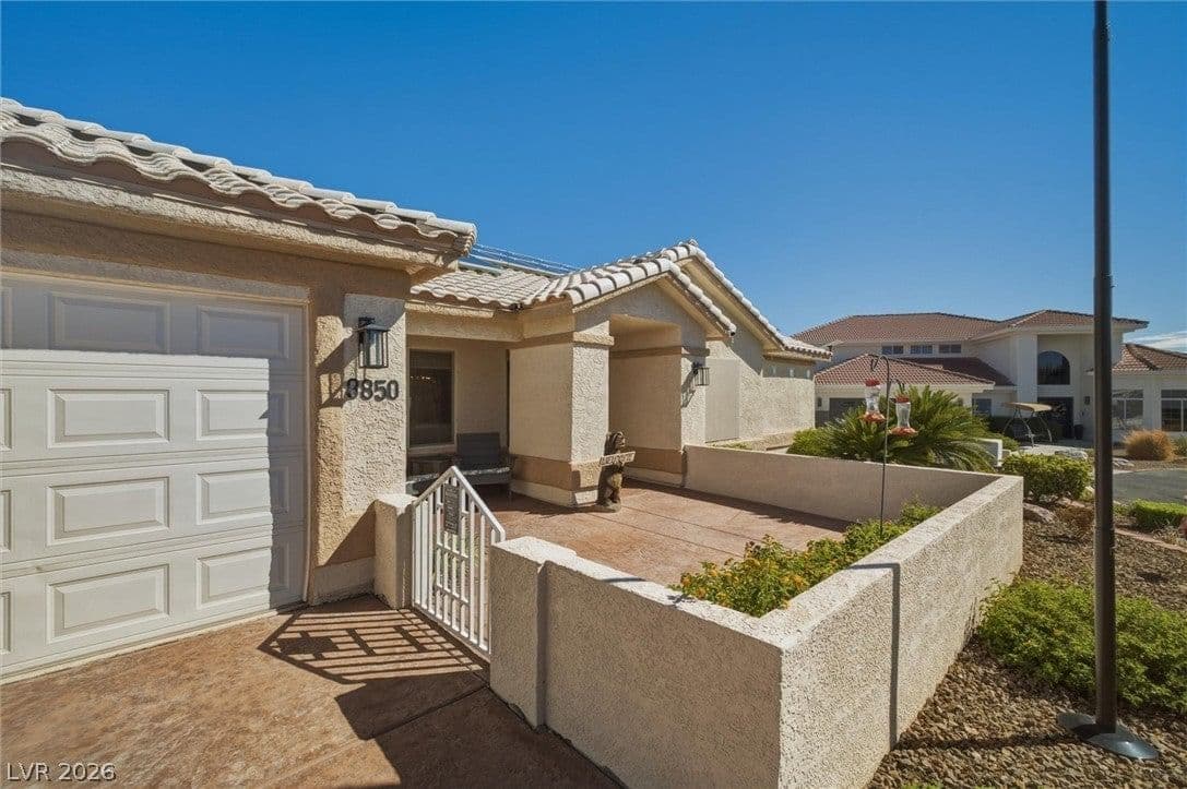 8850 Tenaya Way photo 4
