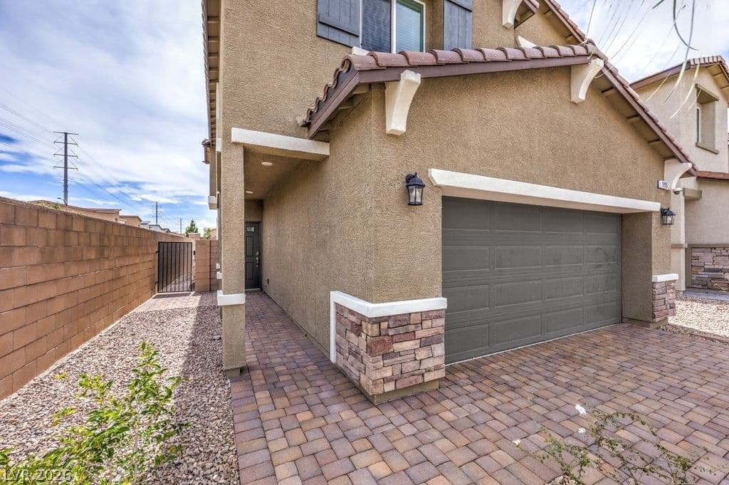 10915 Bristol Park Avenue photo 4