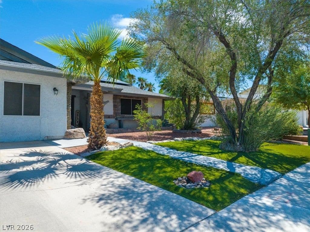 2402 El Tesoro Court photo 2