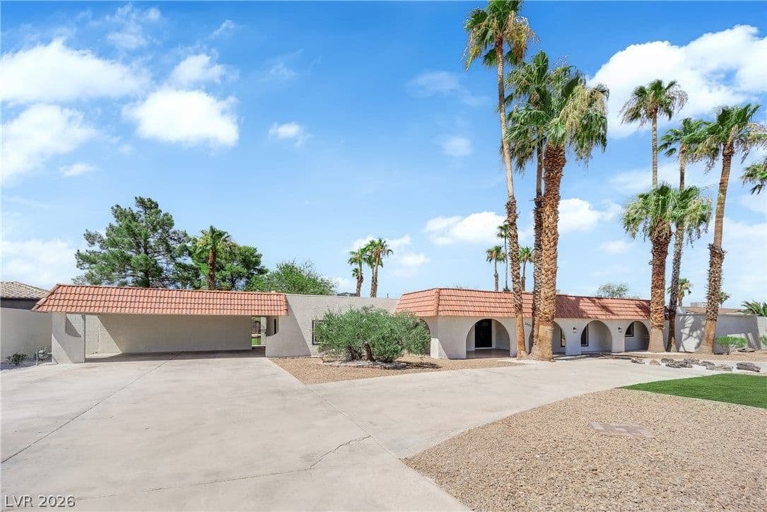 2880 Casey Drive photo 5