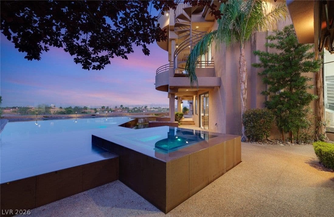 5078 Spanish Hills Drive photo 4