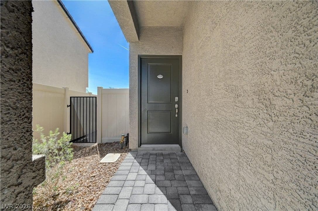 6545 Cinnamon Hazelnut Street photo 5