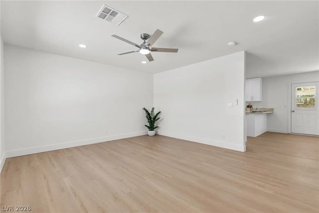 4825 Patterson Avenue photo 3