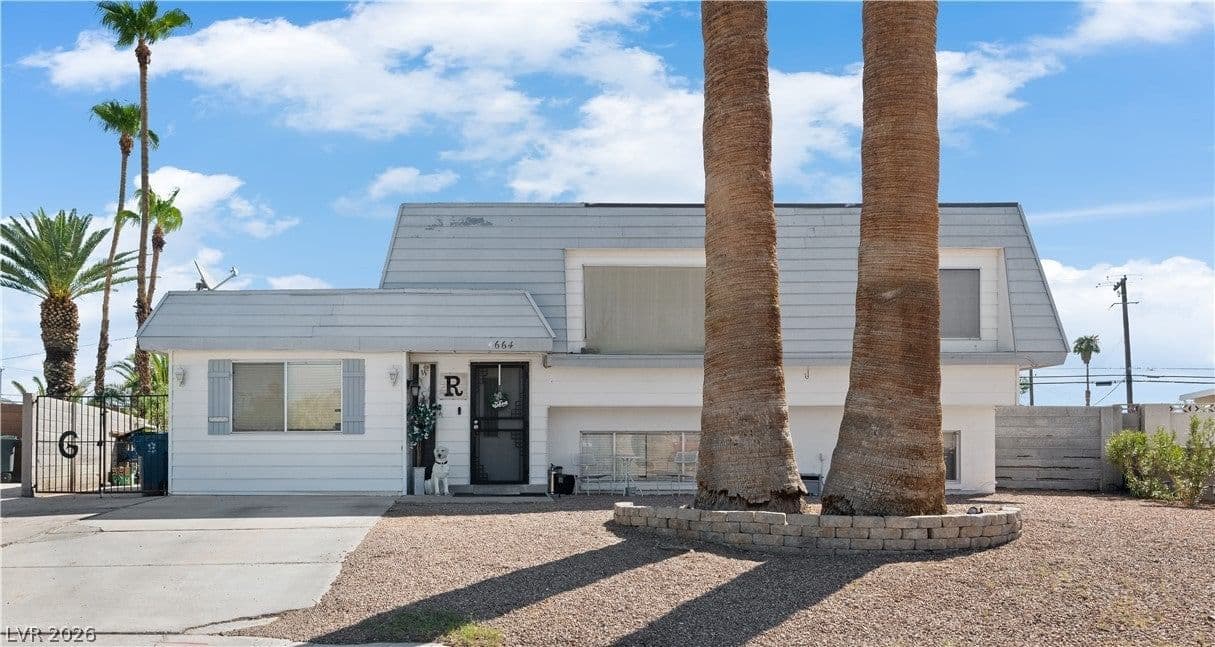 4664 El Canasta Way photo 2