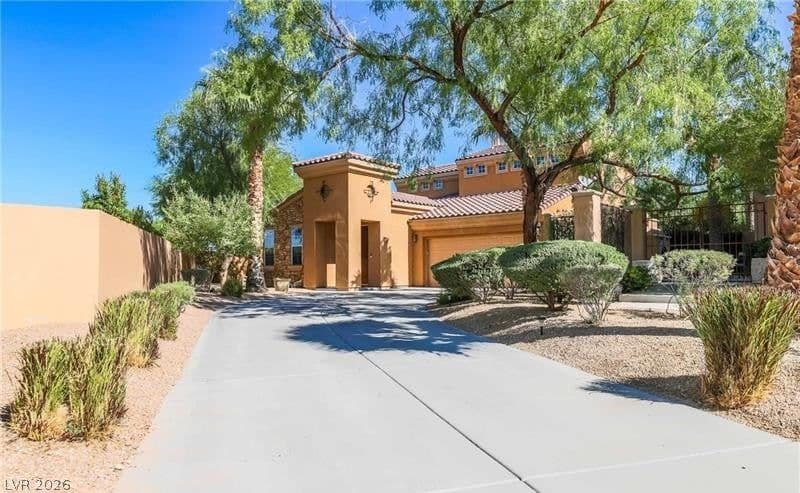 1091 Casa Palermo Circle photo 2