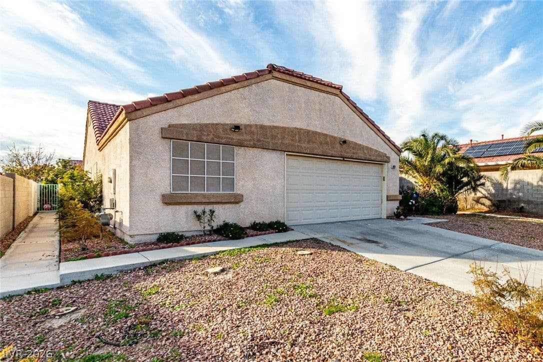 5931 Whalers Drift Street photo 3