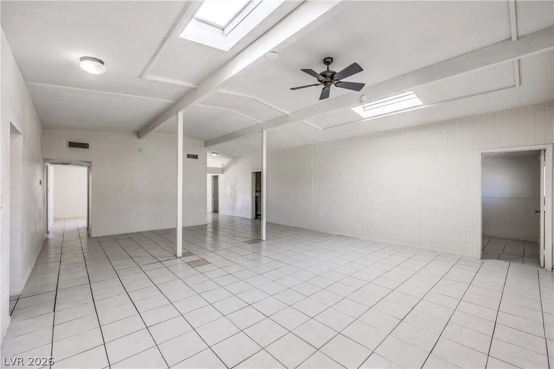 221 Milinane Drive photo 5