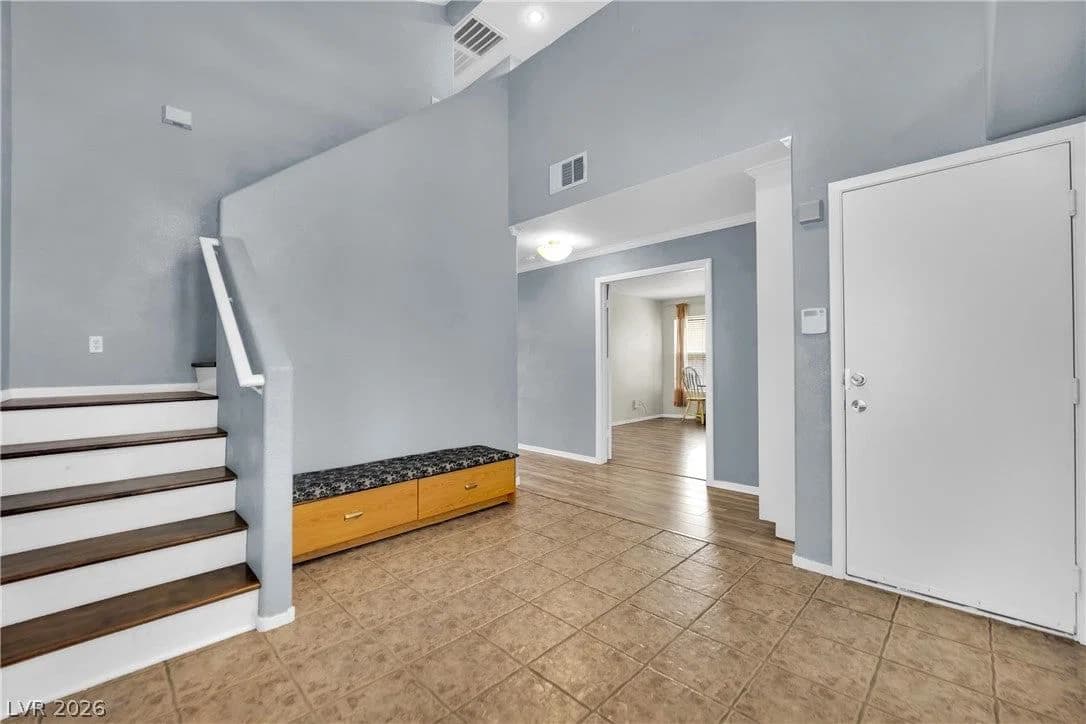 5041 Dancing Lights Avenue photo 5