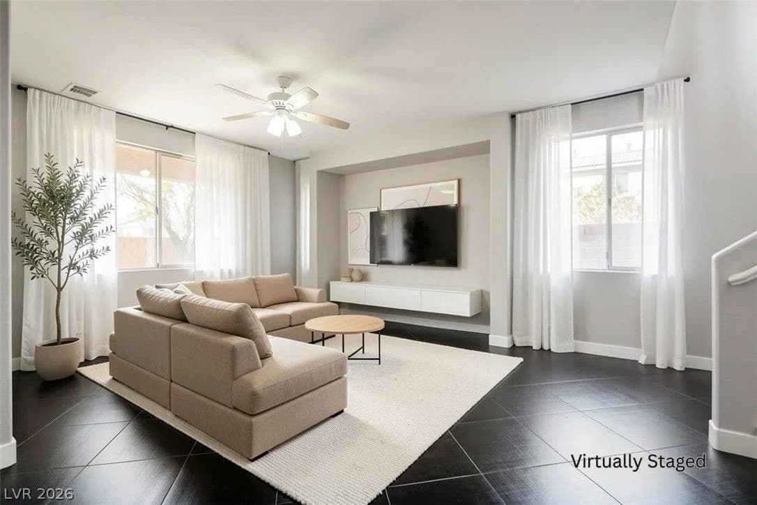 9015 Toast Avenue photo 3