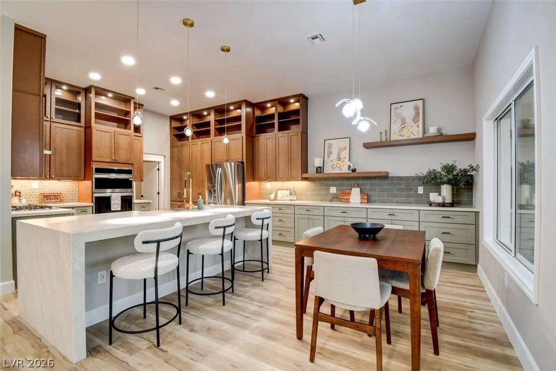 2837 Billy Casper Drive