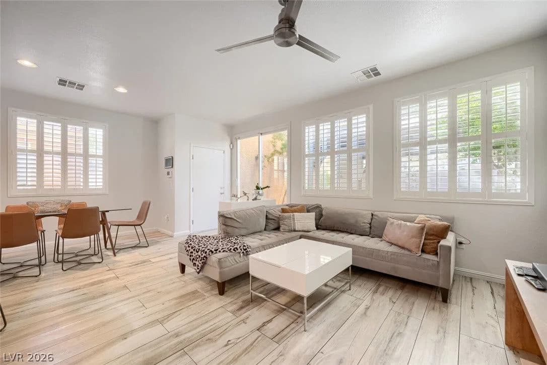 2621 Rainbow River Drive photo 5