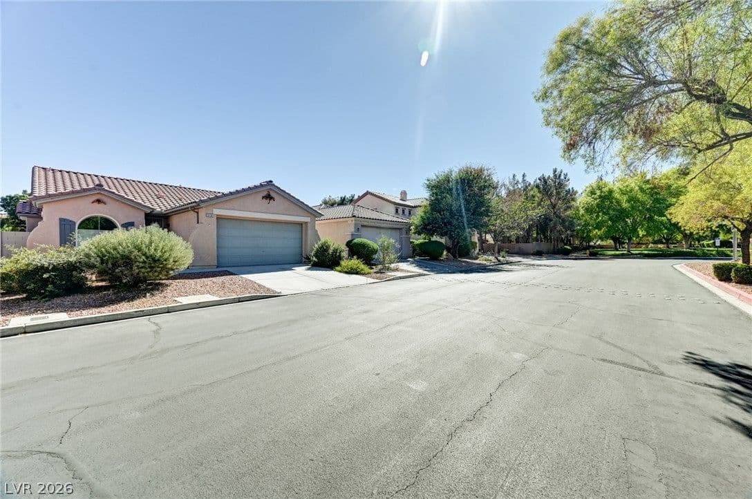 5131 Opal Crest Avenue photo 2
