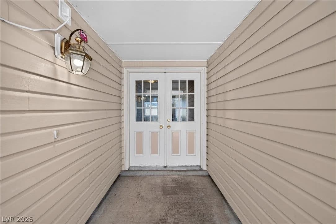 137 Sam Jonas Drive photo 3