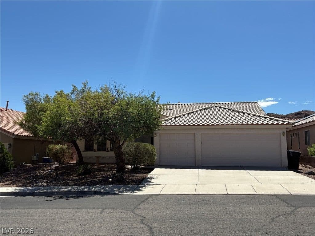 87 Rattlesnake Grass Court
