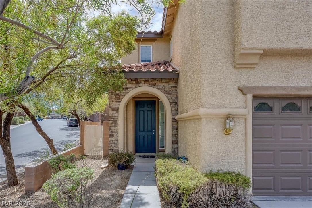 9075 Cloudy Mountain Place photo 3