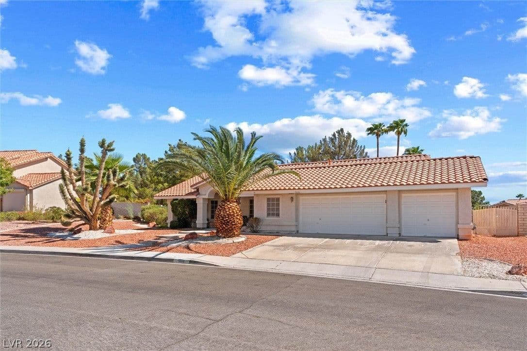 5616 Sageridge Circle photo 3