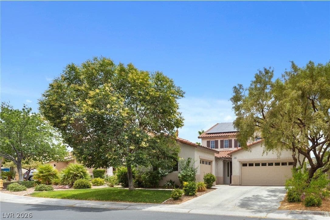 1569 Ravanusa Drive photo 2