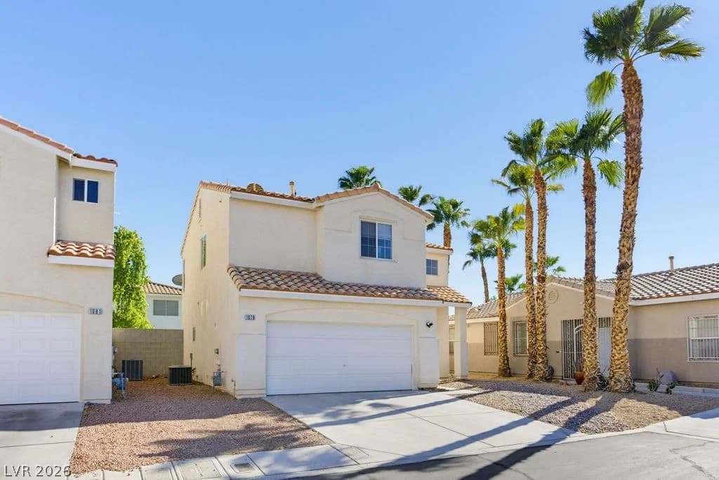 1079 Country Skies Avenue photo 3