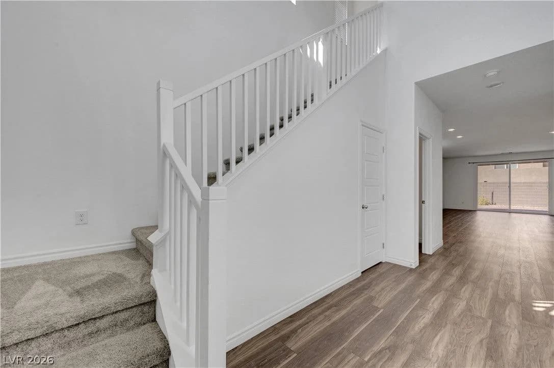 6810 Gaslamp Harbor Avenue photo 3