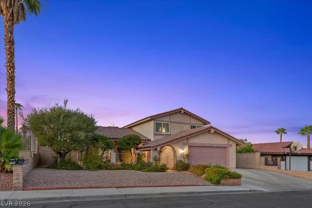 5254 Hibbetts Drive photo 2
