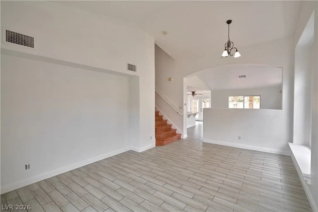 8048 Kentshire Drive photo 5