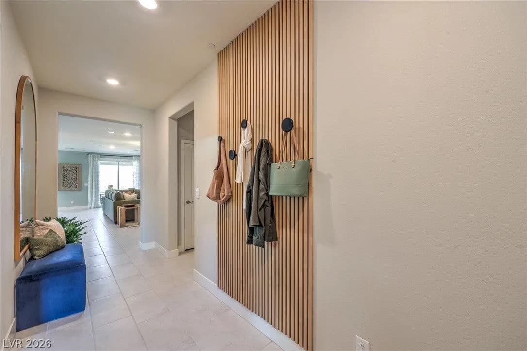 1032 Gentle Swan Street photo 2