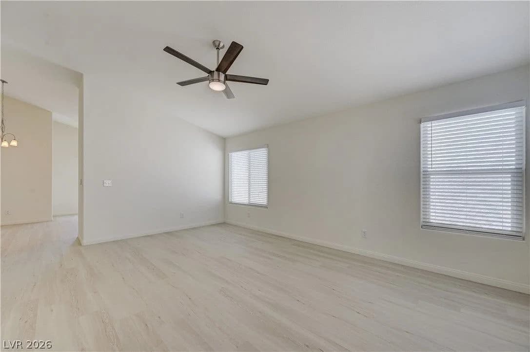 7313 Silver Ridge Drive photo 3