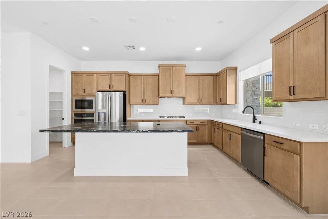12260 Summer Bloom Lane photo 5