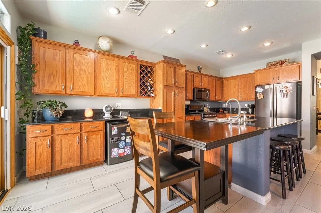 506 Short Crest Court photo 4