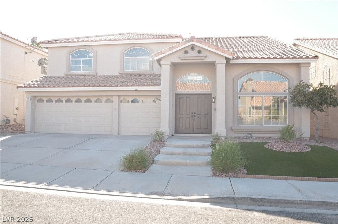 11 Old Lake Circle