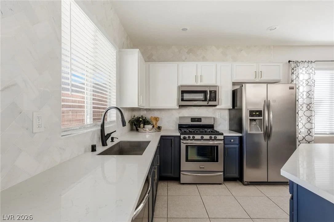 7062 Salt Marsh Court photo 4