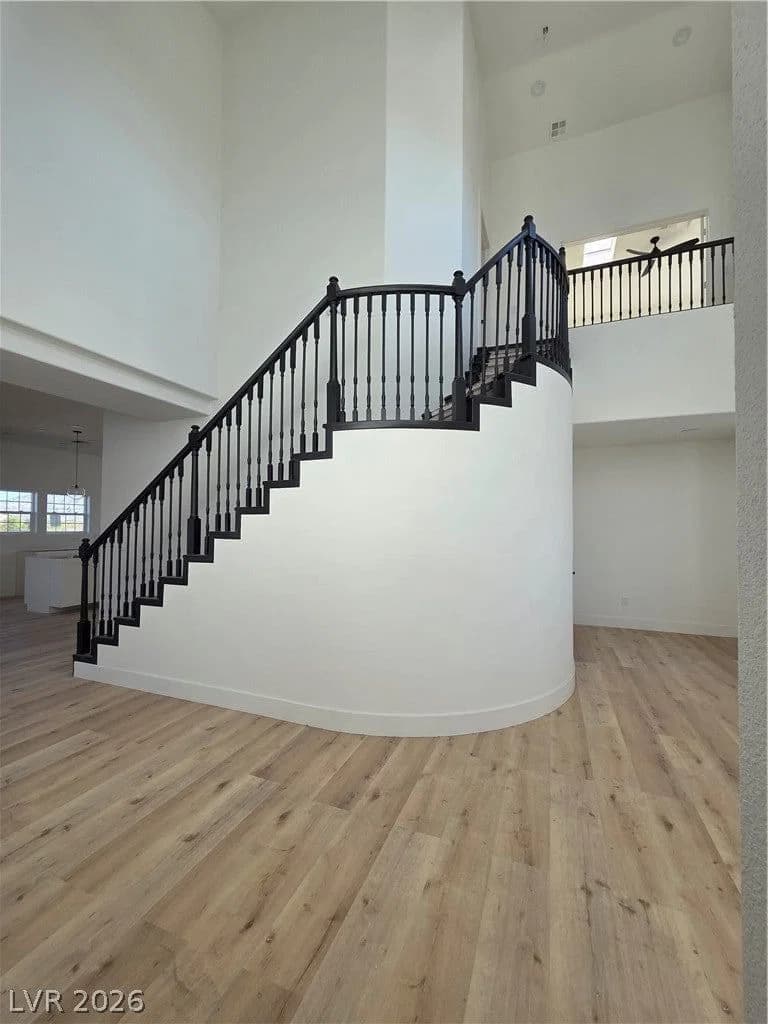 5724 Grand Canyon Drive photo 2