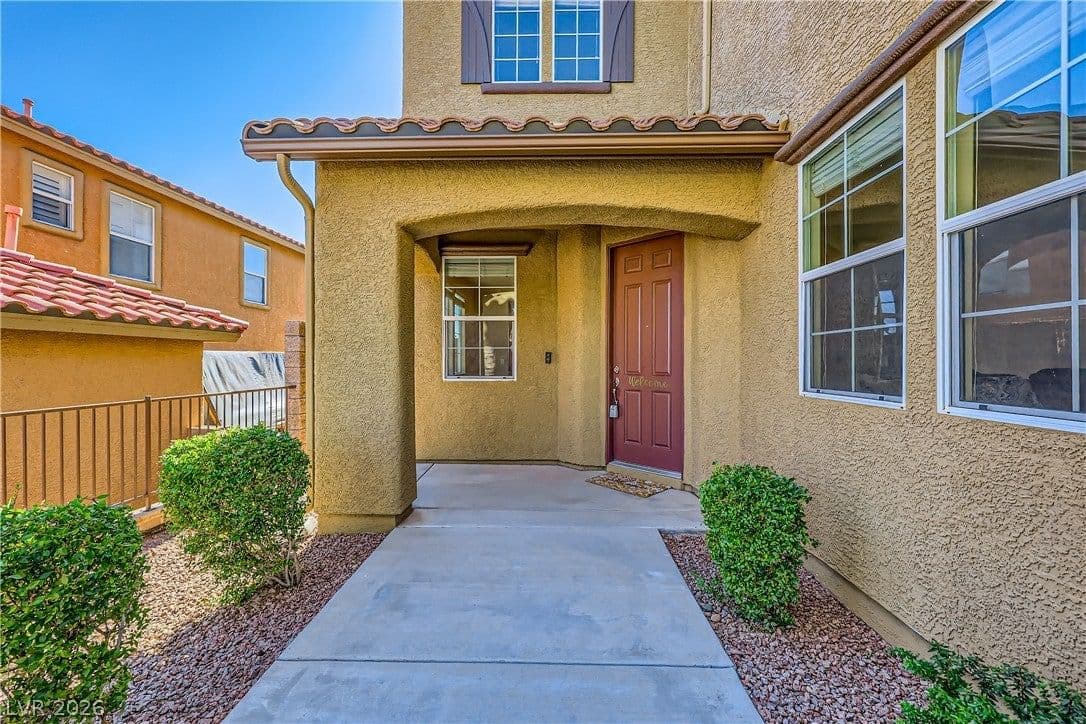 1178 Yellow Orchid Street photo 3