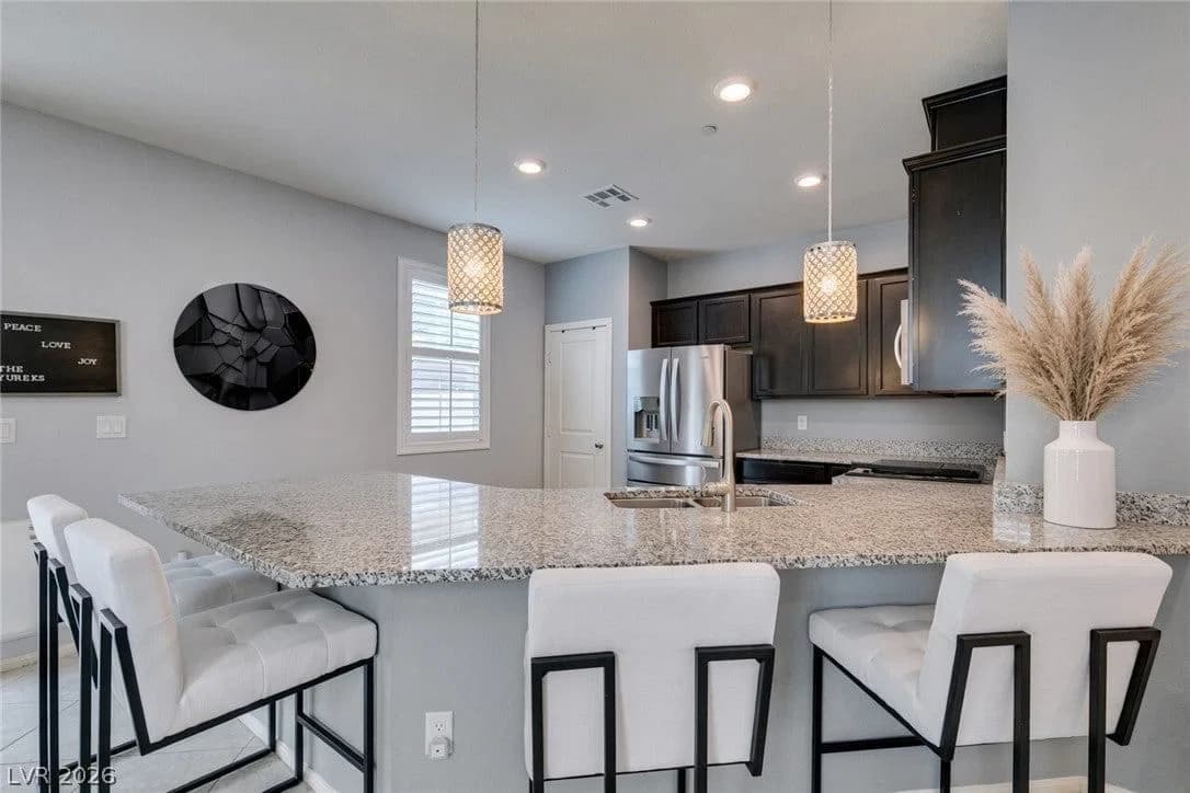 2927 Tranquil Brook Avenue photo 4