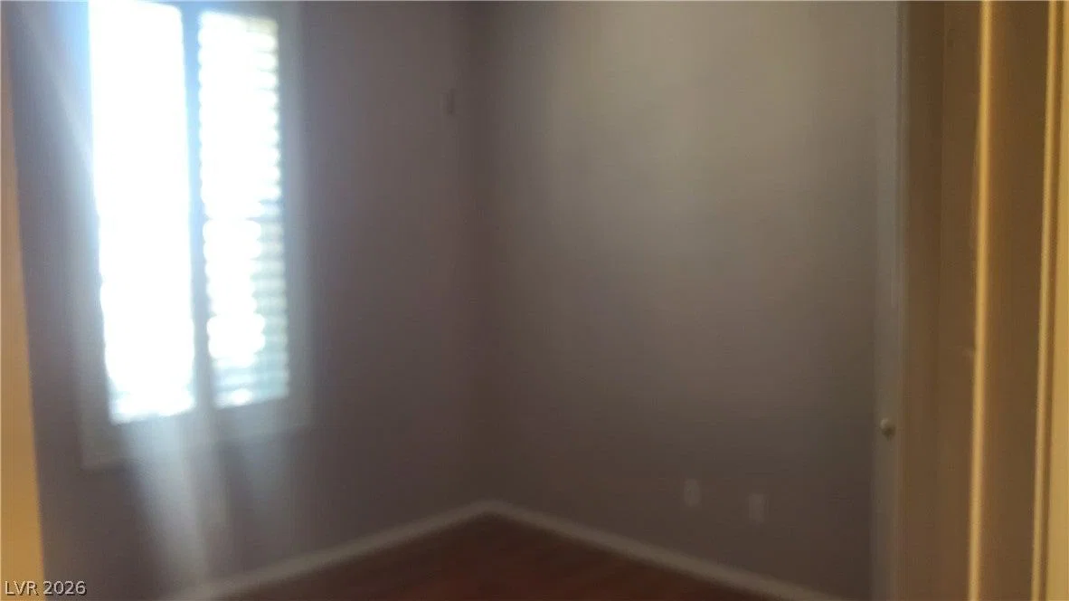 7471 Burnt Oak Avenue photo 4