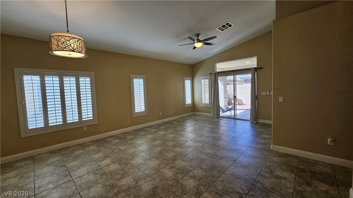7058 Palisade Grove Court photo 4