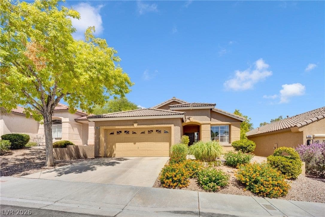 10668 Windrose Point Avenue photo 2